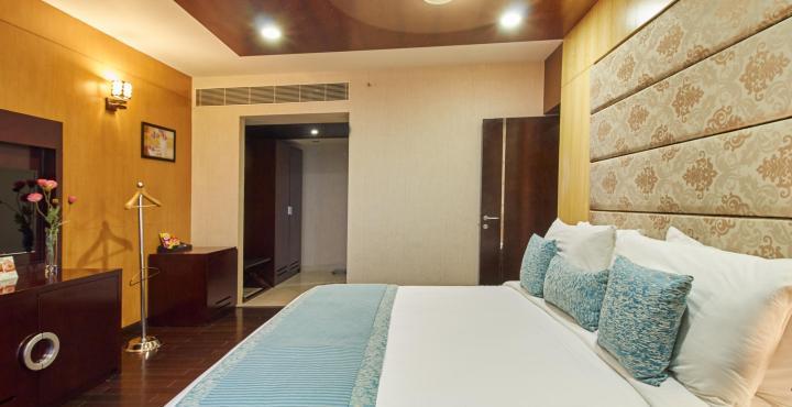 포츈 셀렉트 그랜드 리지 호텔 티루파티 외부 사진 A room at the hotel