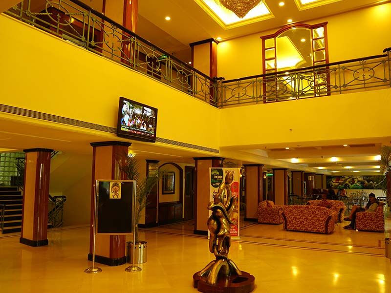 포츈 셀렉트 그랜드 리지 호텔 티루파티 외부 사진 The lobby of the hotel