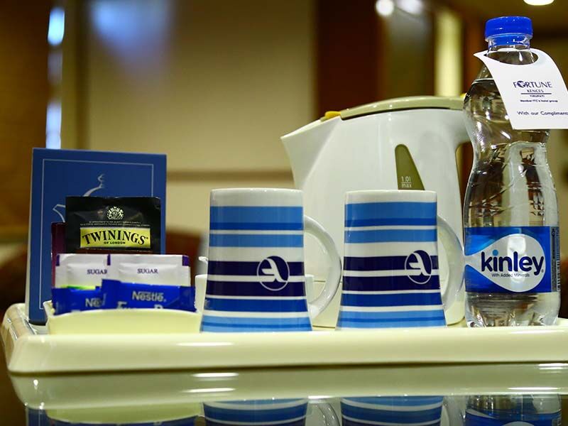 포츈 셀렉트 그랜드 리지 호텔 티루파티 외부 사진 Knutsford Water